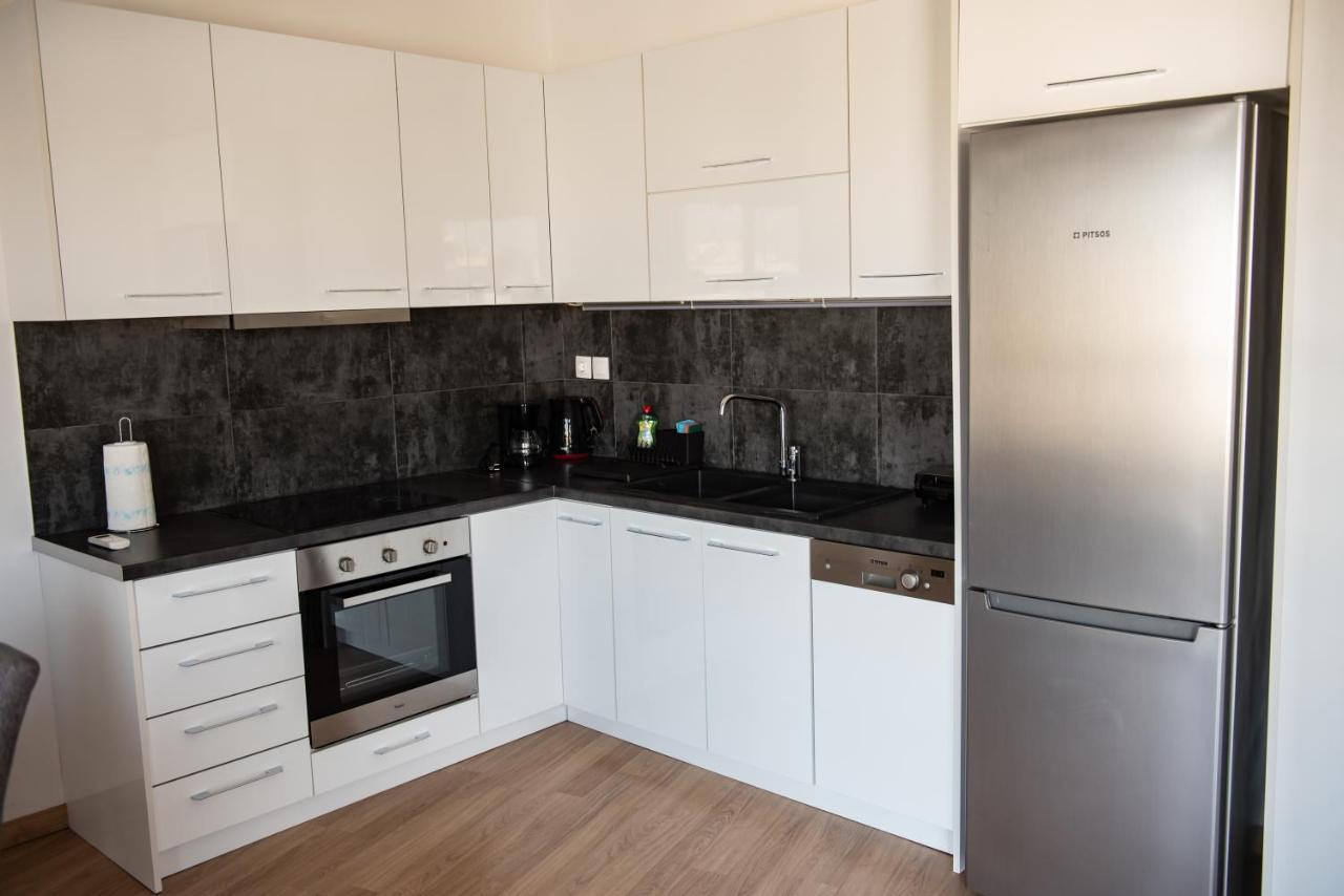 Renovated Apartment 5Min From Subway Station 'Attiki' Афины Экстерьер фото
